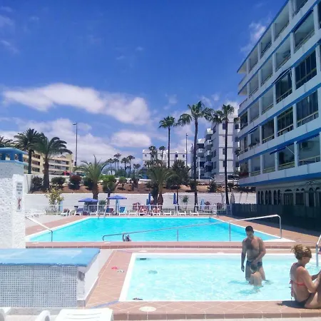 5 Min Walk From Yumbo! 517 Appartement *