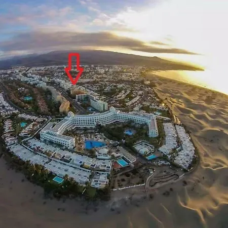 5 Min Walk From Yumbo! 517